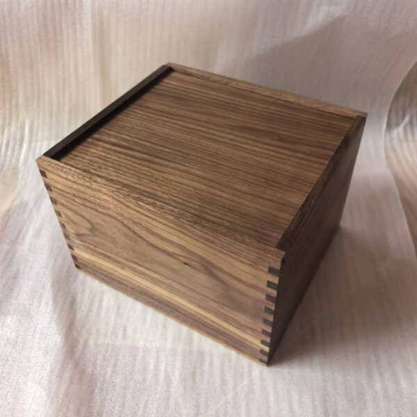 Sliding-Lid Walnut Wooden Storage Box with Finger-Joint Corners - Image 2