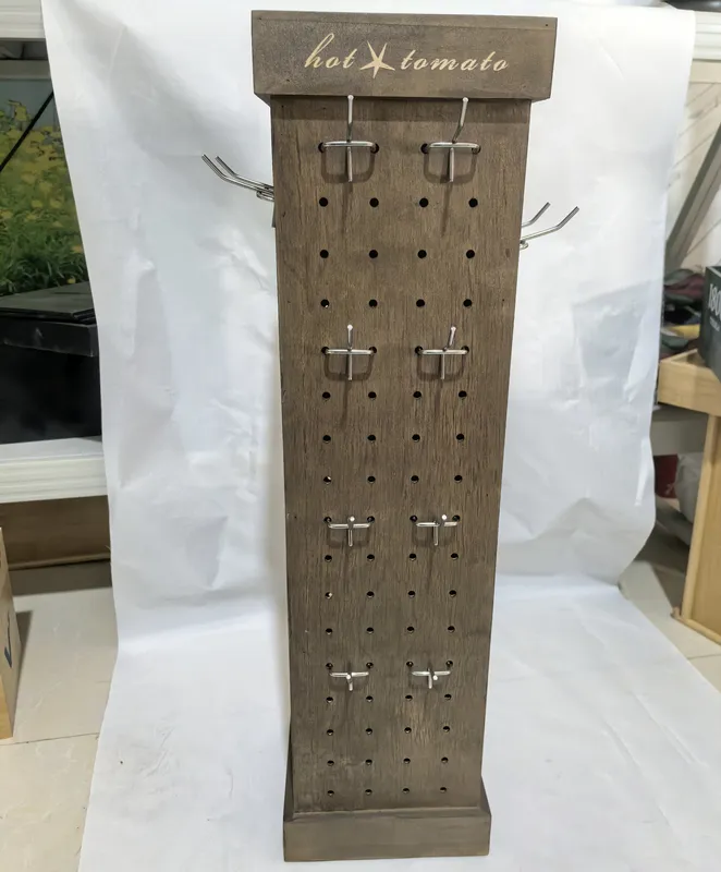 Tabletop pegboard display