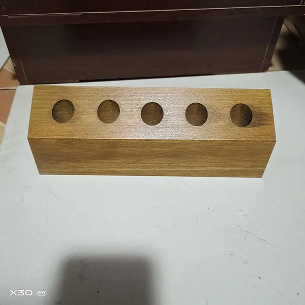 Wooden test tube rack with 5 holes for plant propagation station